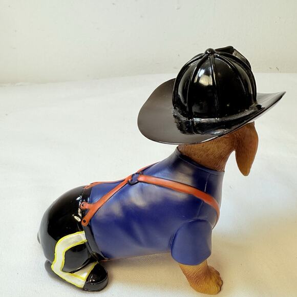 Hamilton Fur Alarm Fire Dachshund Fire Fighter Figurine - Picture 4 of 11
